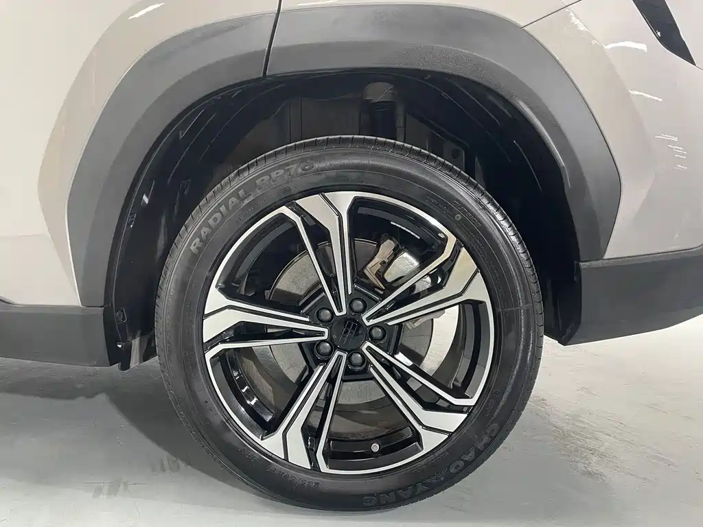 Geely Galaxy L7 2024 — фото 17