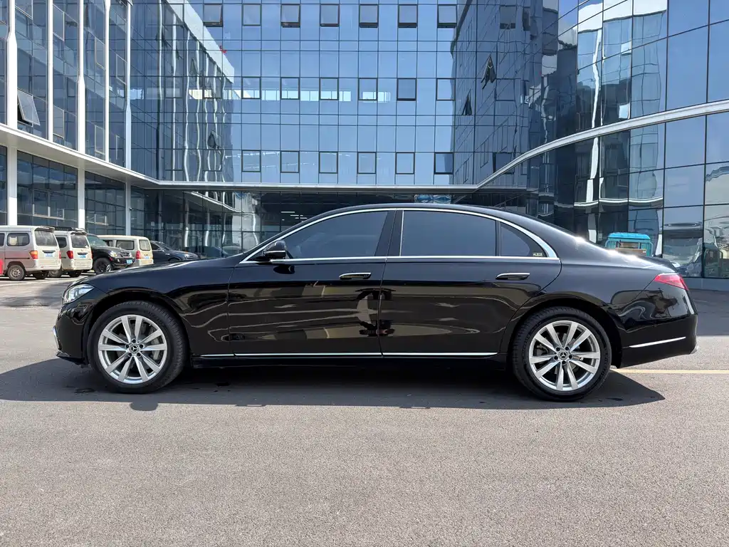 Mercedes-Benz S-Class 2022 — фото 3