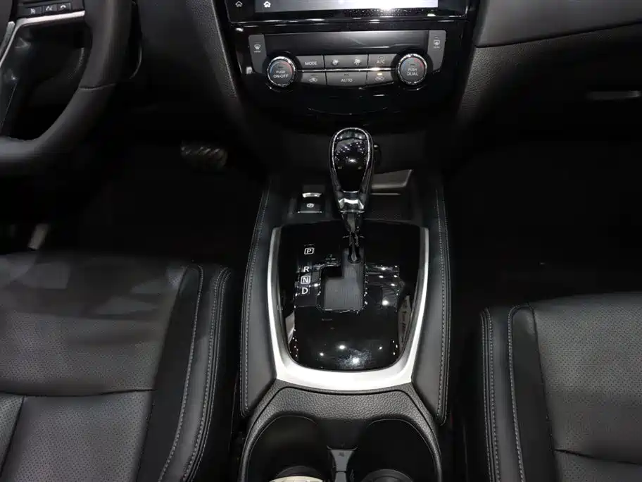 Nissan X-Trail 2020 — фото 15