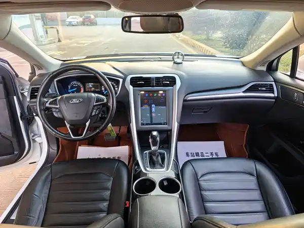 Ford Mondeo 2013
