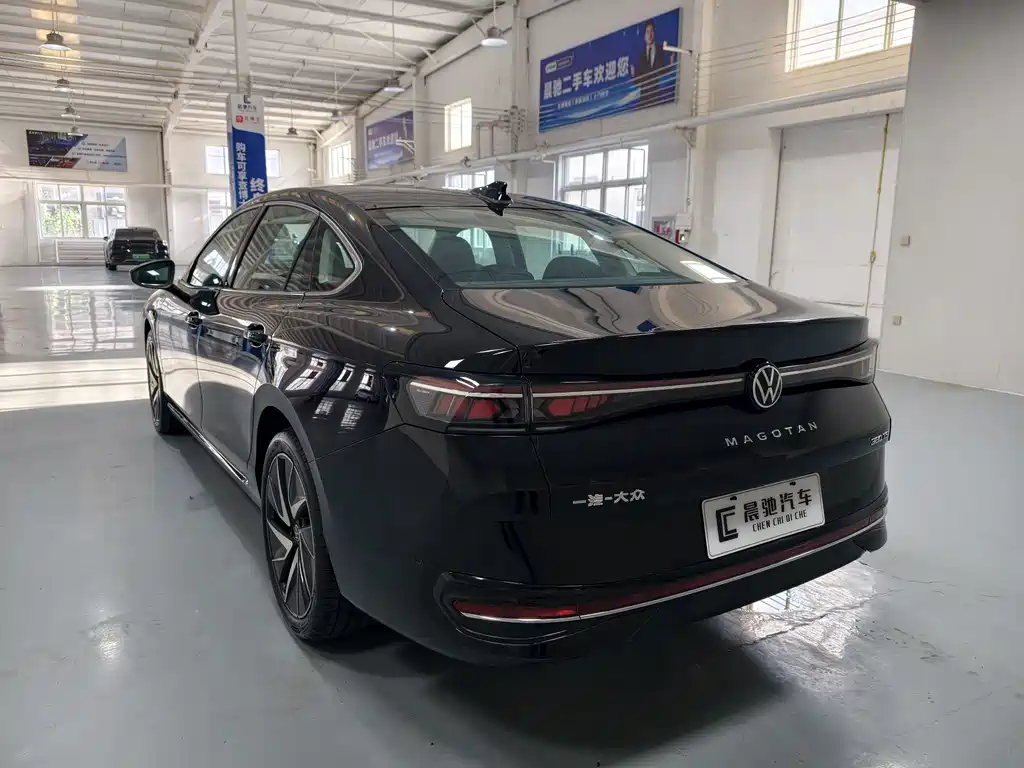 Volkswagen Magotan 2026