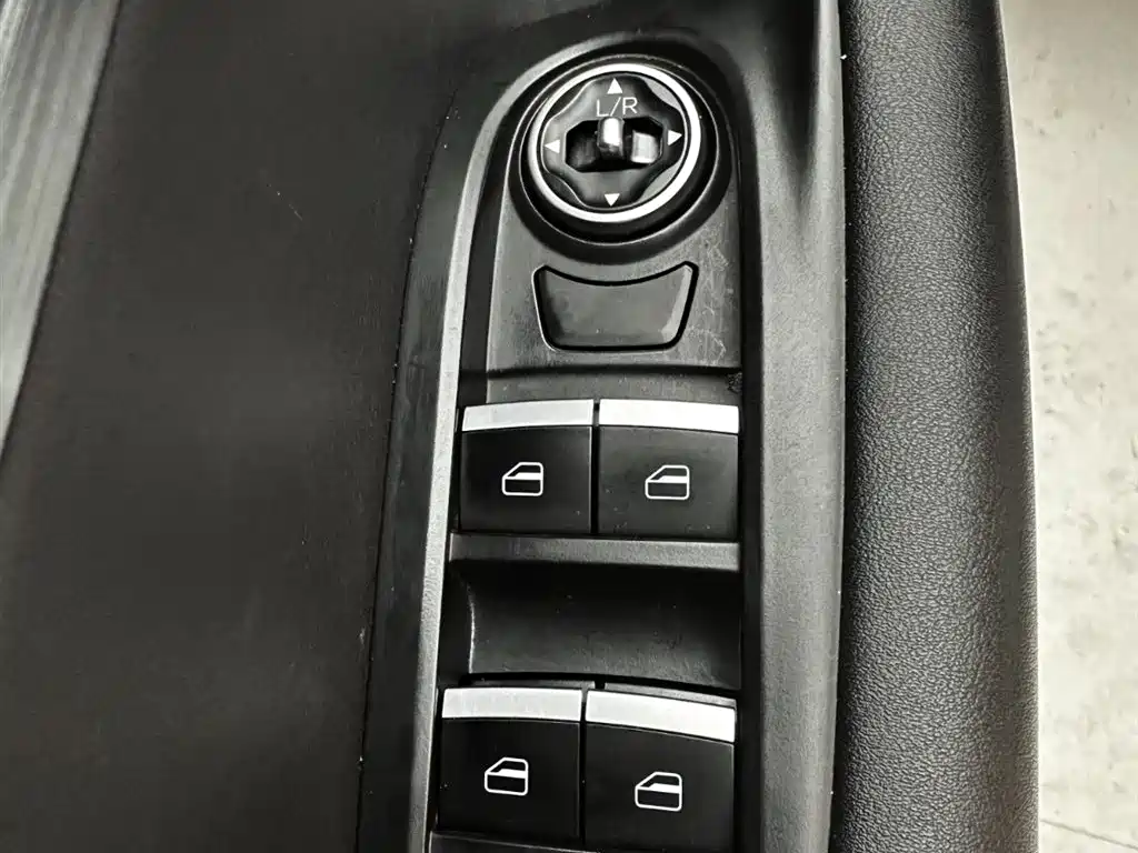 Chery Tiggo 5x 2021 — фото 12
