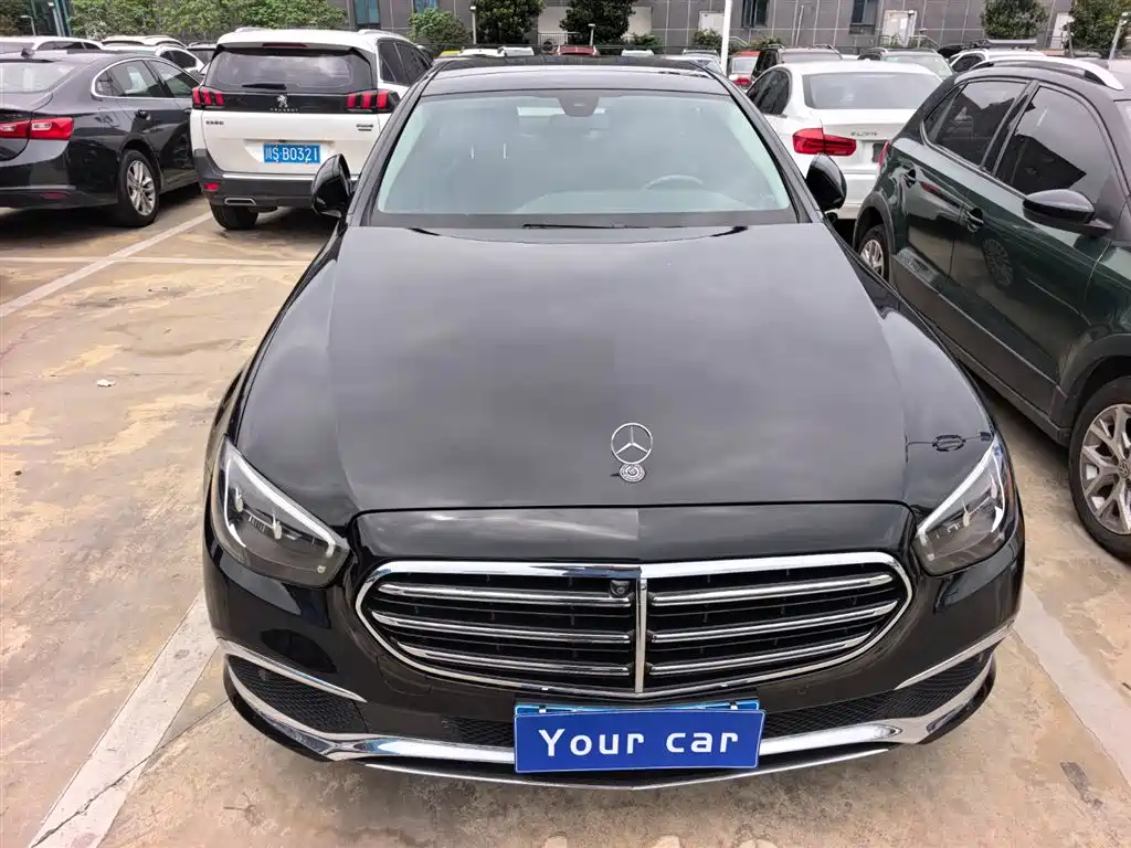 Mercedes-Benz E-Class 2023