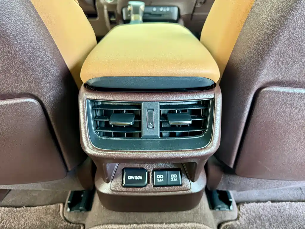 Lexus ES 2021 — фото 20