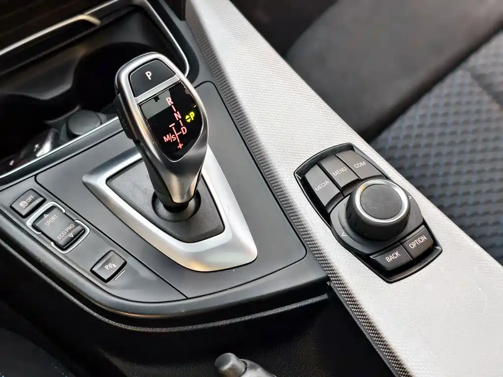 BMW 4 Series 2019 — фото 9