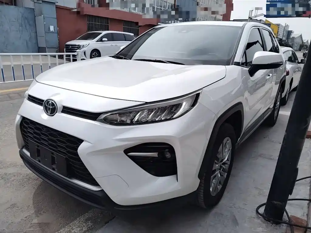 Toyota Wildlander 2022 — фото 1