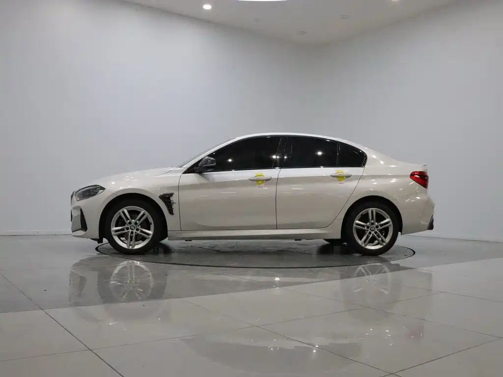 BMW 1 Series 2022