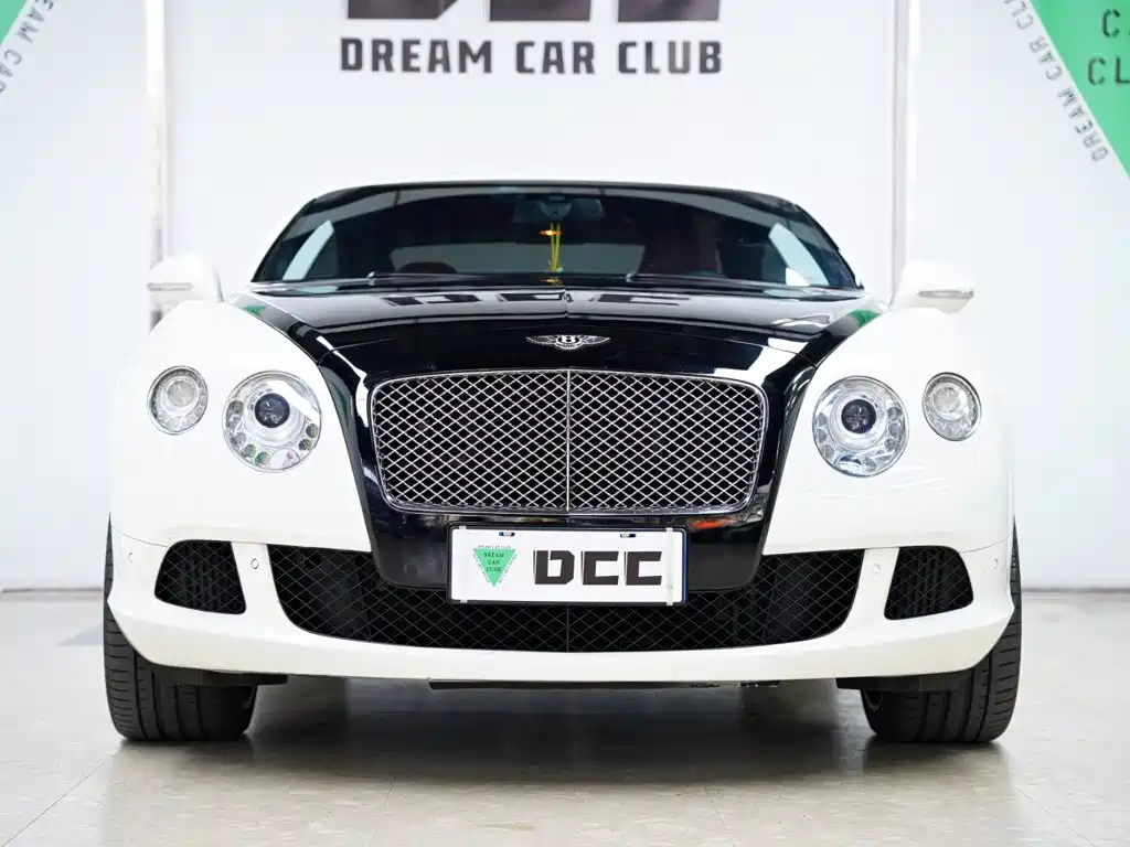 Bentley Continental 2012 — фото 13