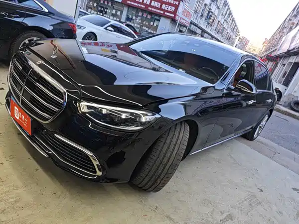 Mercedes-Benz S-Class 2023