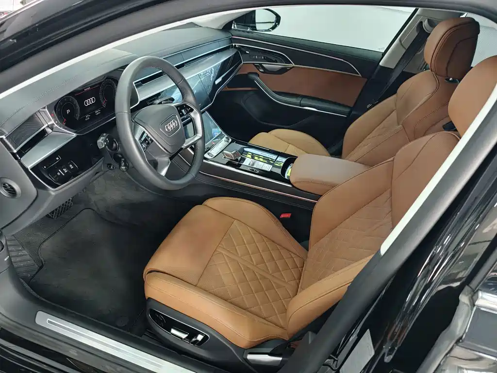 Audi A8 2025 — фото 20