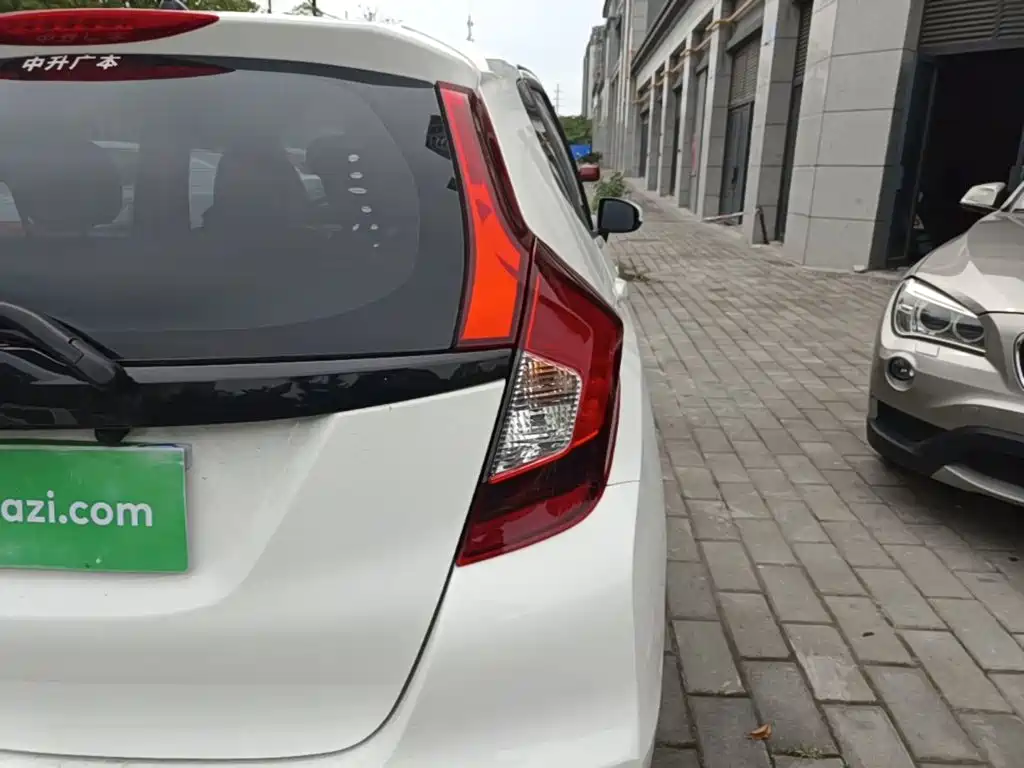 Honda Fit 2019 — фото 8