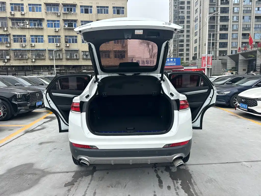 Geely Xingyue 2019 — фото 10