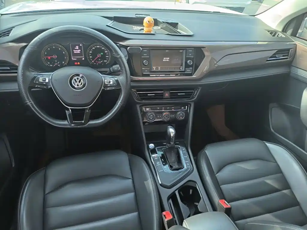 Volkswagen Tharu 2019 — фото 10