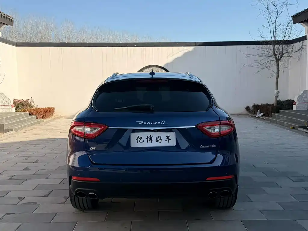 Maserati Levante 2019 — фото 8