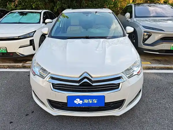 Citroën C4L 2014
