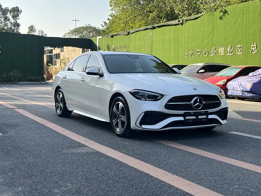 Mercedes-Benz C-Class 2022 — фото 3