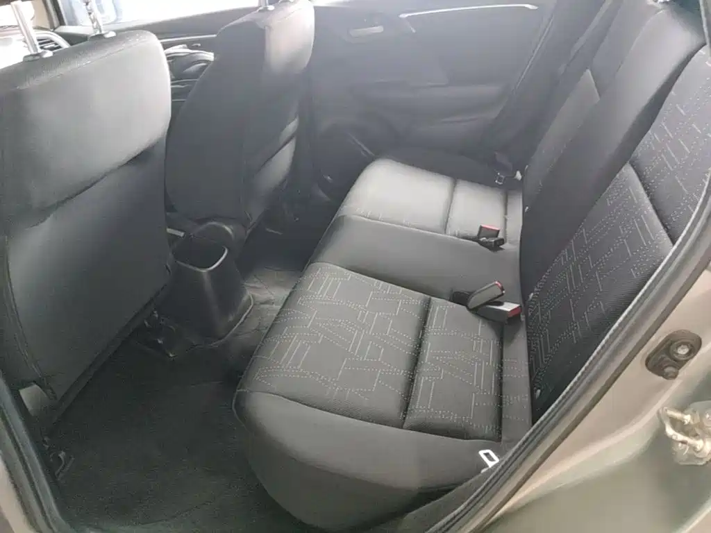 Honda Fit 2015 — фото 17