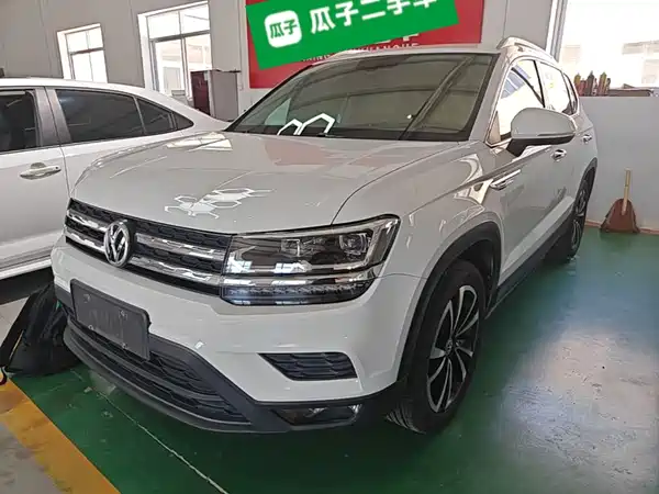 Volkswagen Tharu 2019