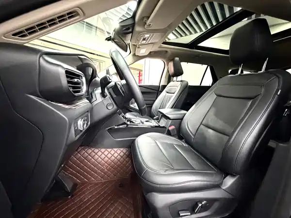Ford Explorer 2022