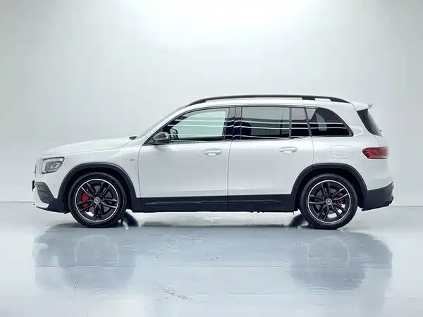 Mercedes-Benz GLB AMG 2021