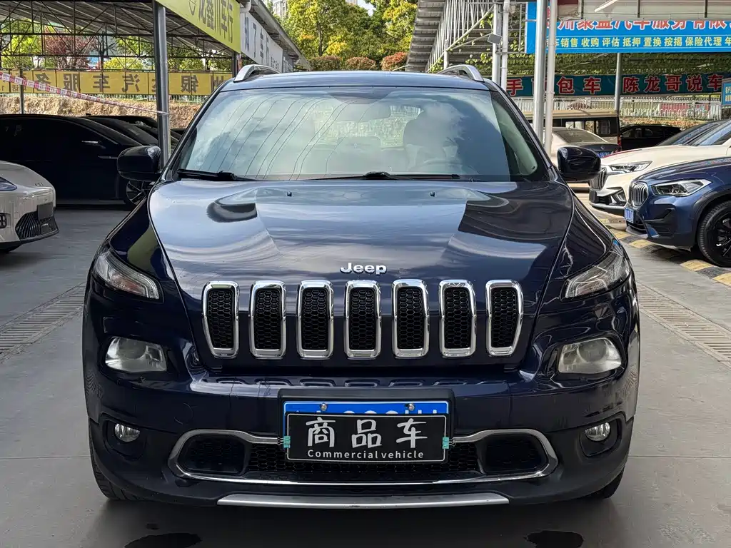 Jeep Cherokee 2017 — фото 2