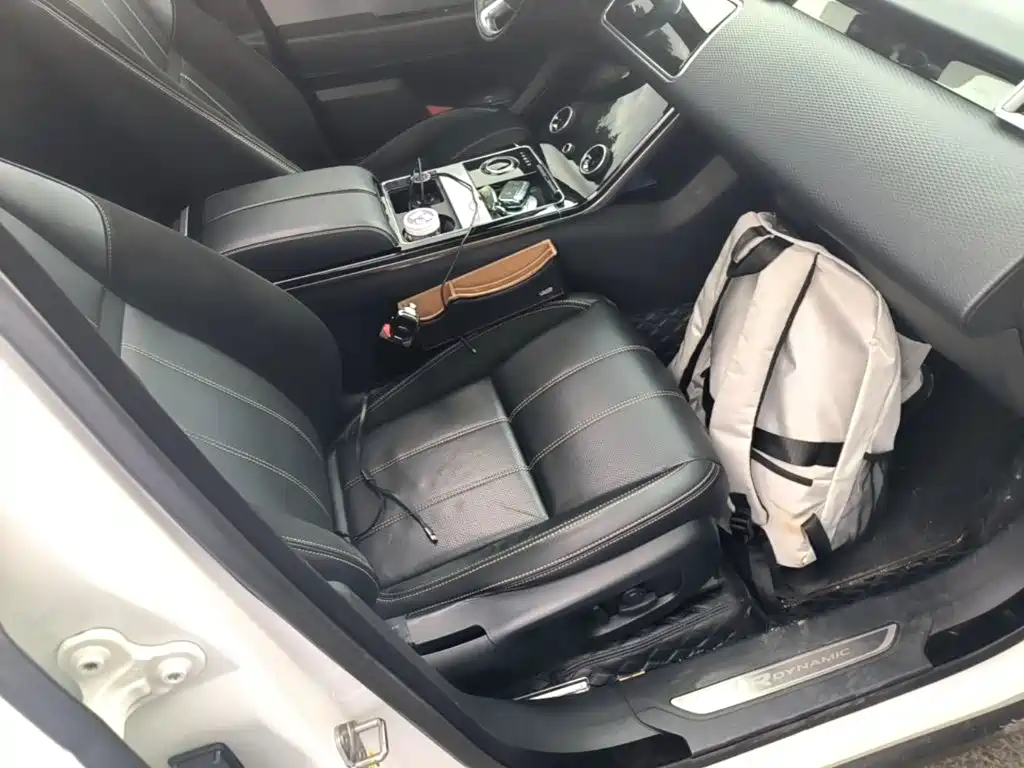 Land Rover Range Rover Velar 2021 — фото 25