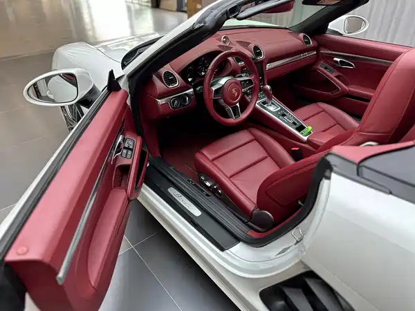 Porsche 718 2023
