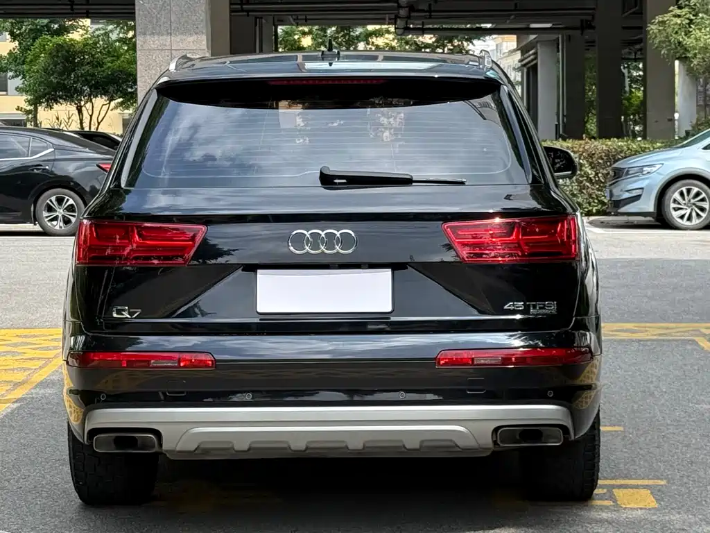 Audi Q7 2018 — фото 4