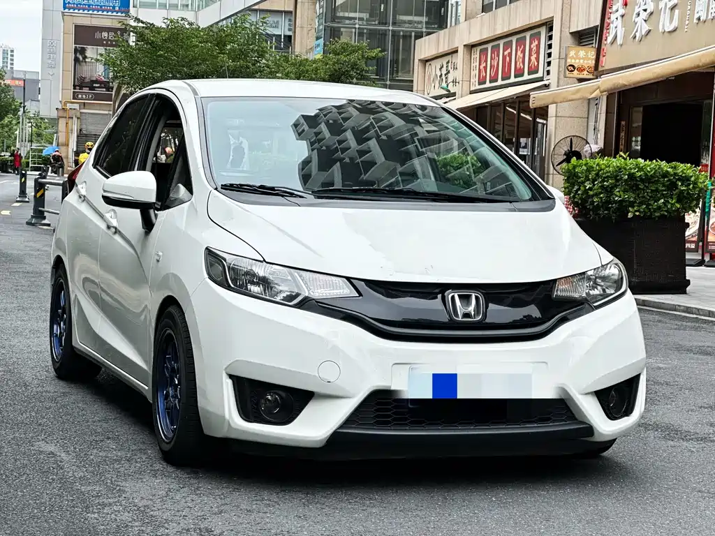Honda Fit 2017 — фото 2