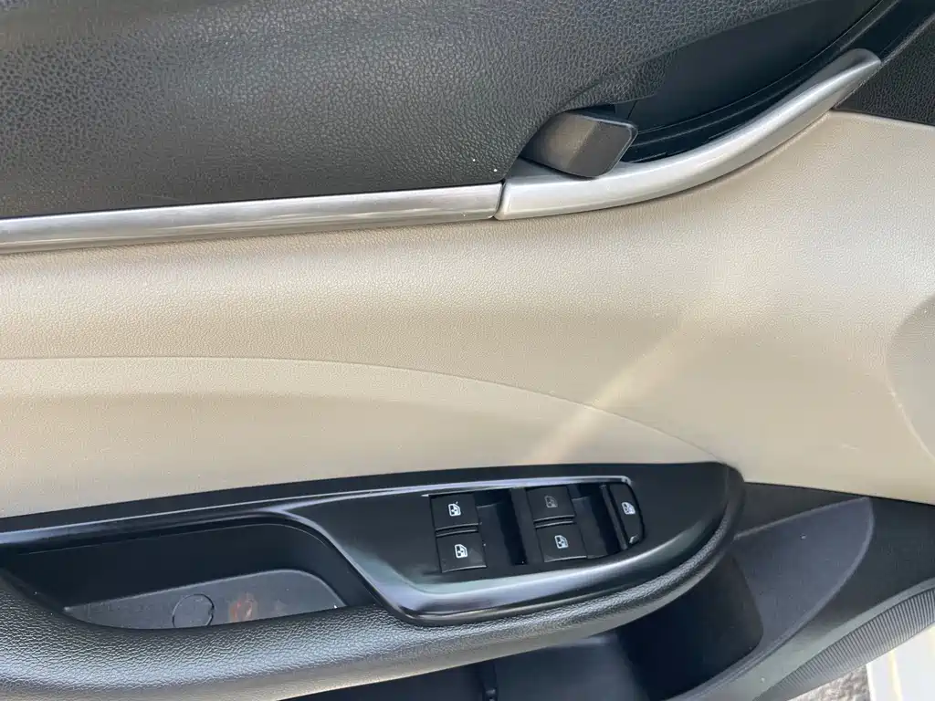 Buick Excelle GT 2017 — фото 11
