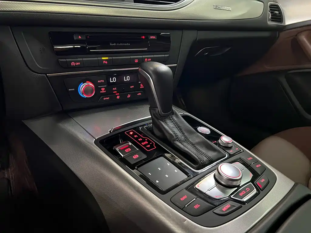 Audi A6L 2018 — фото 10