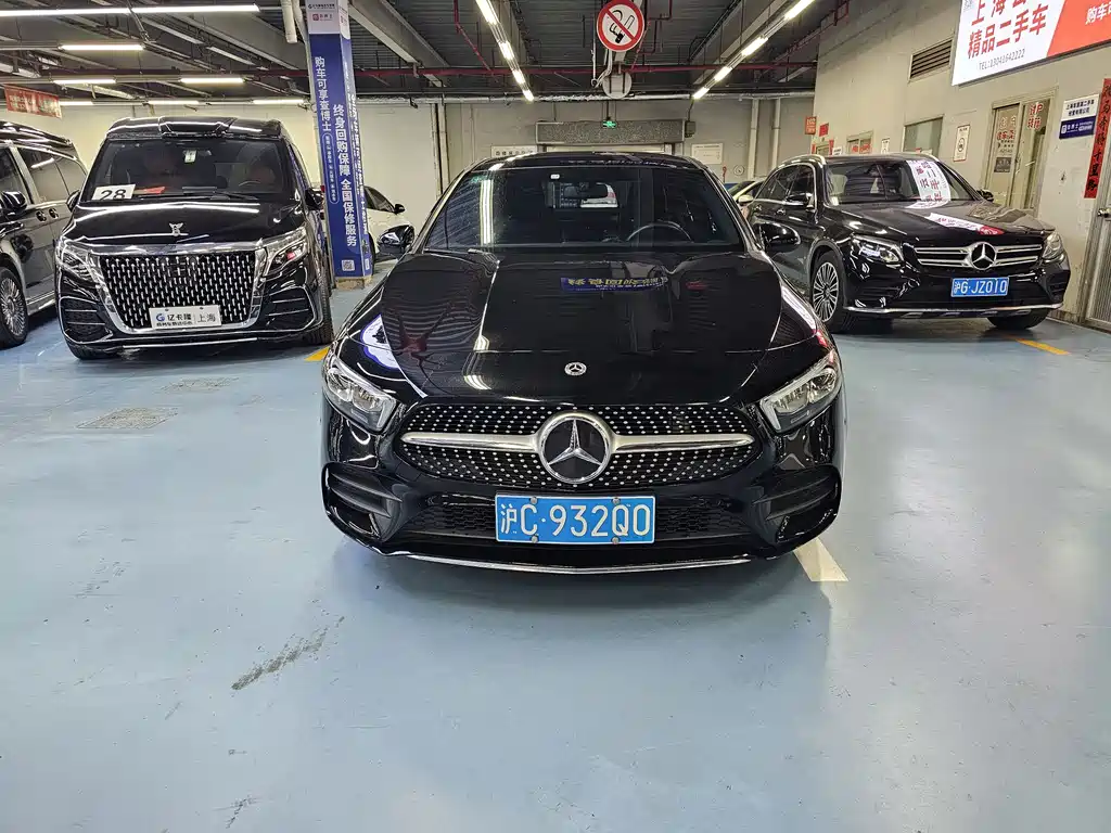 Mercedes-Benz A-Class 2022 — фото 2