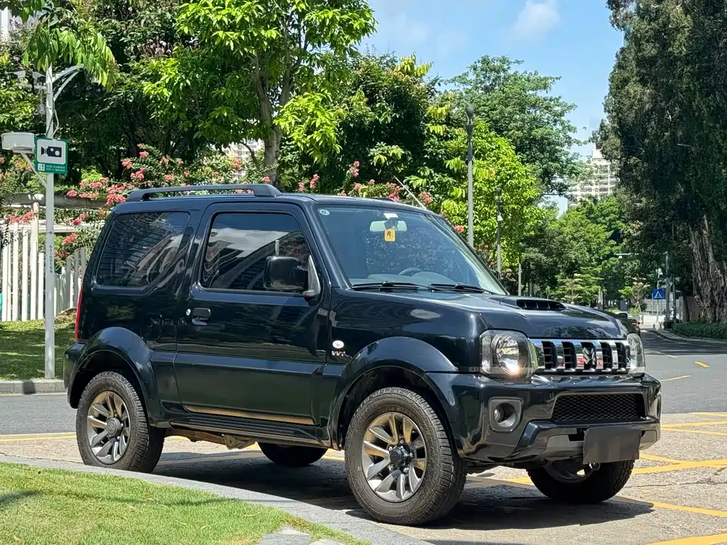 Suzuki Jimny 2018 — фото 3