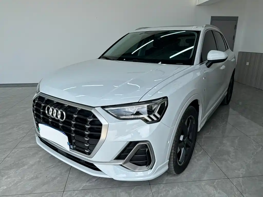 Audi Q3 2022