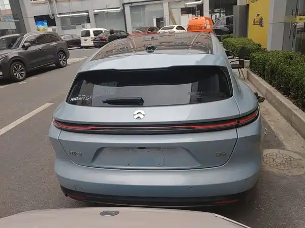 NIO ET5T 2025