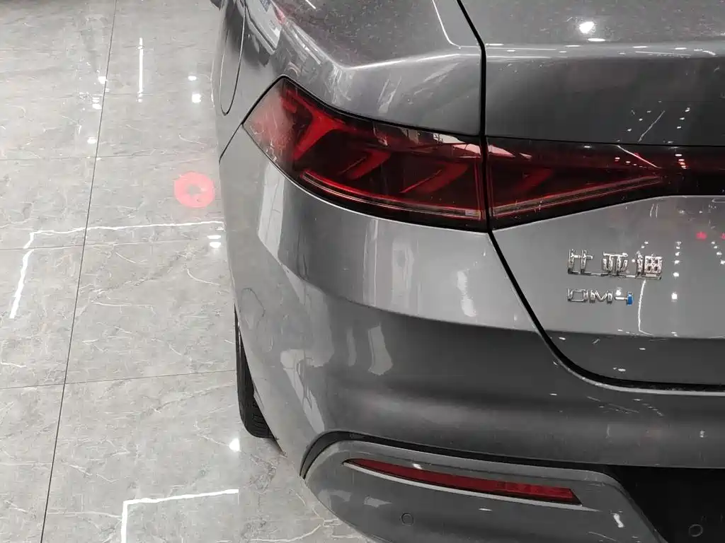 BYD Qin PLUS 2021 — фото 11