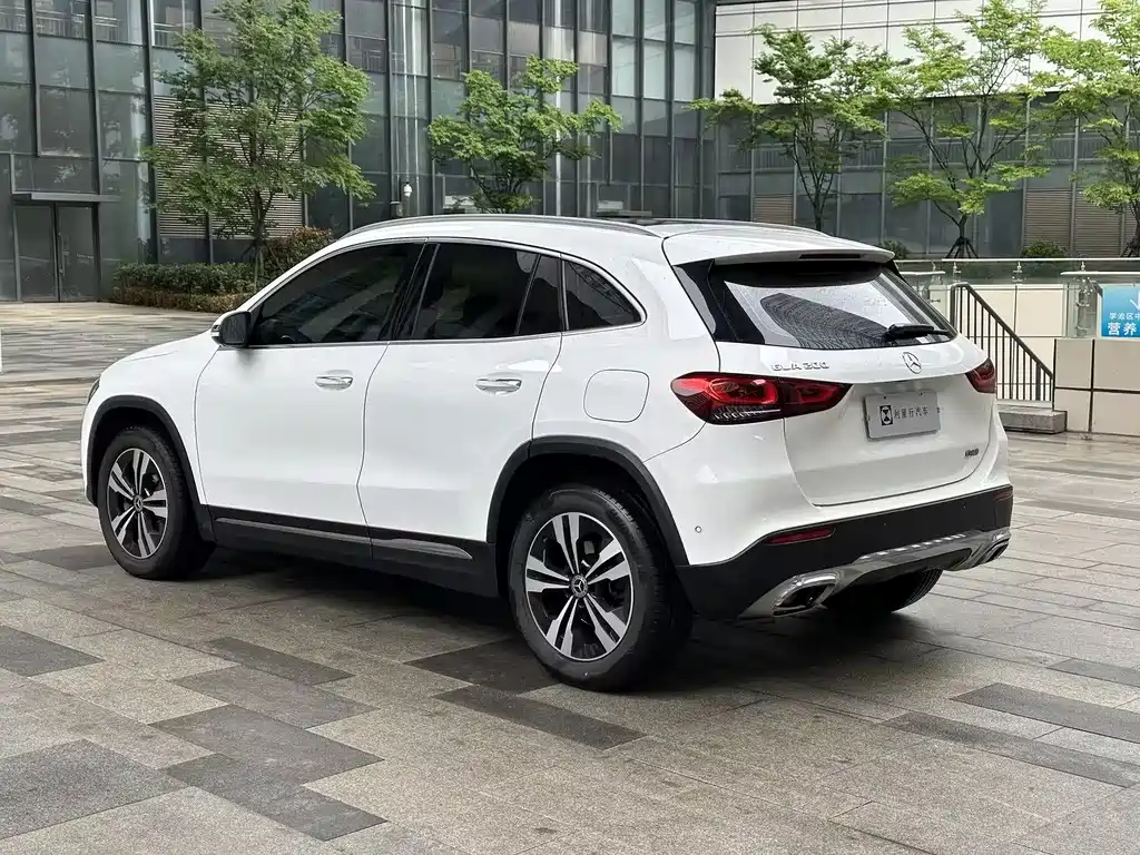 Mercedes-Benz GLA 2021 — фото 7