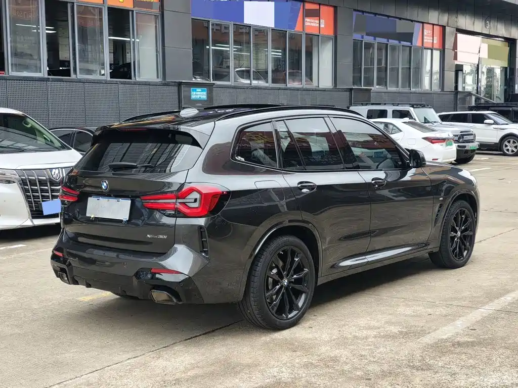 BMW X3 2022 — фото 9