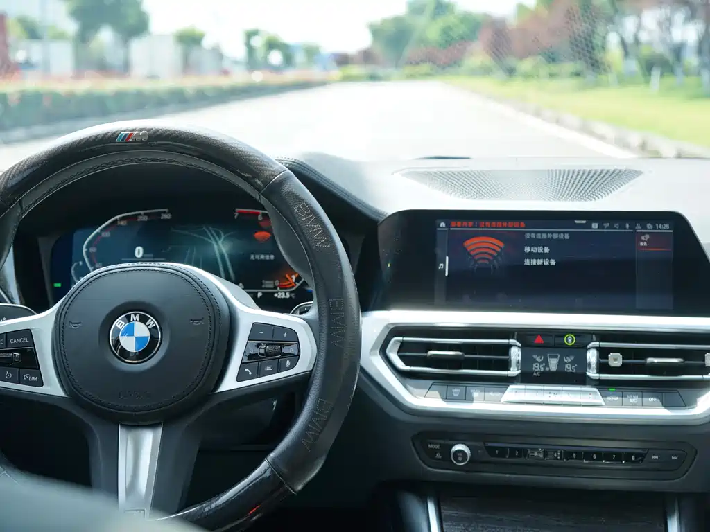 BMW 3 Series 2020 — фото 14