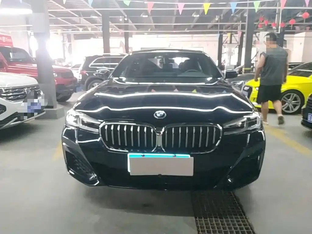 BMW 5 Series 2022