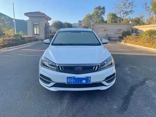 Geely Emgrand 2018