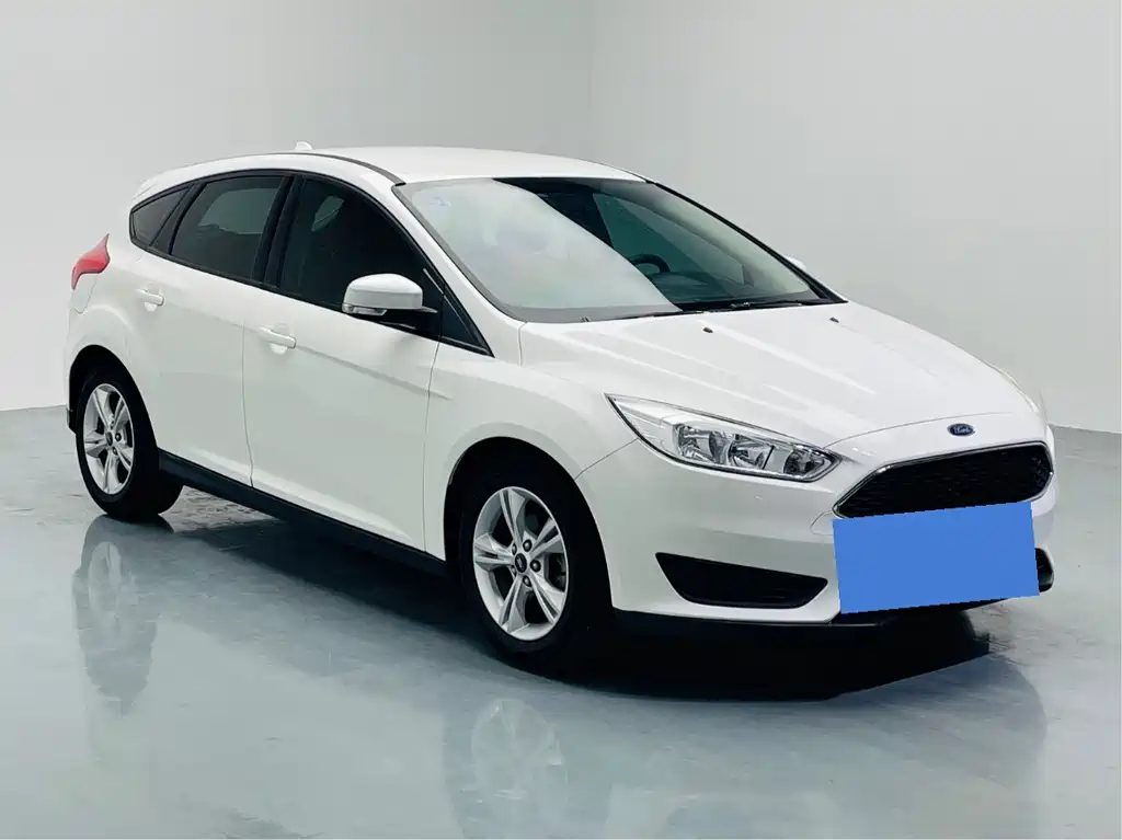 Ford Focus 2018 — фото 3