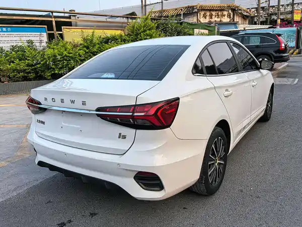 Roewe i5 2021
