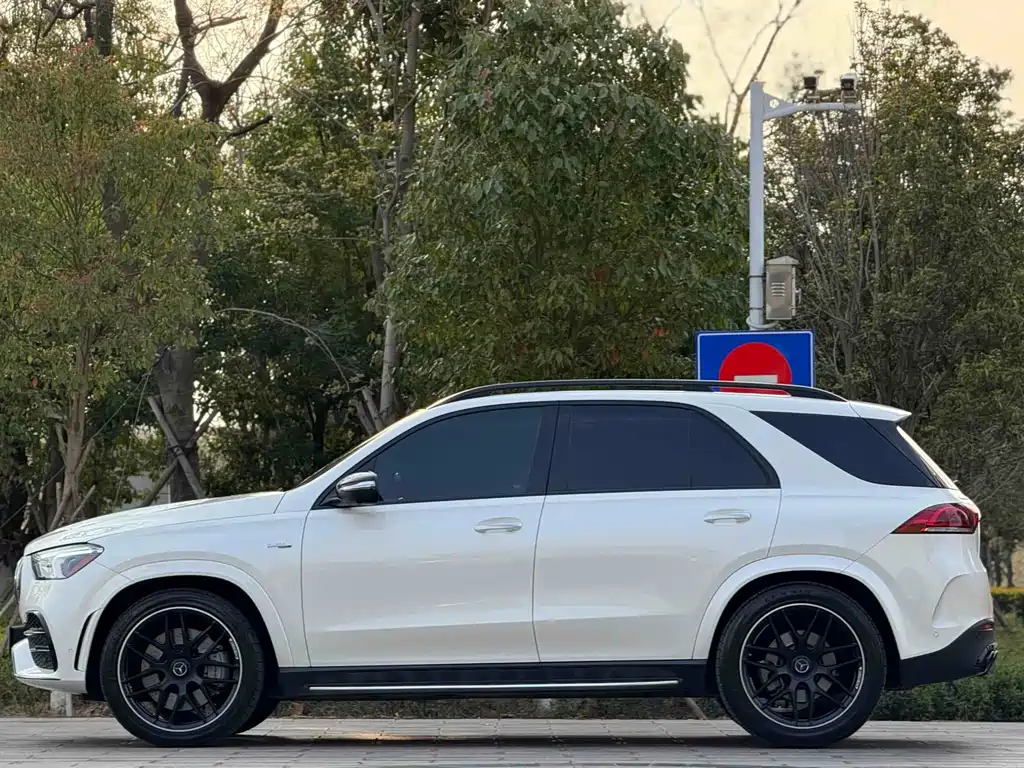 Mercedes-Benz GLE AMG 2023 — фото 7