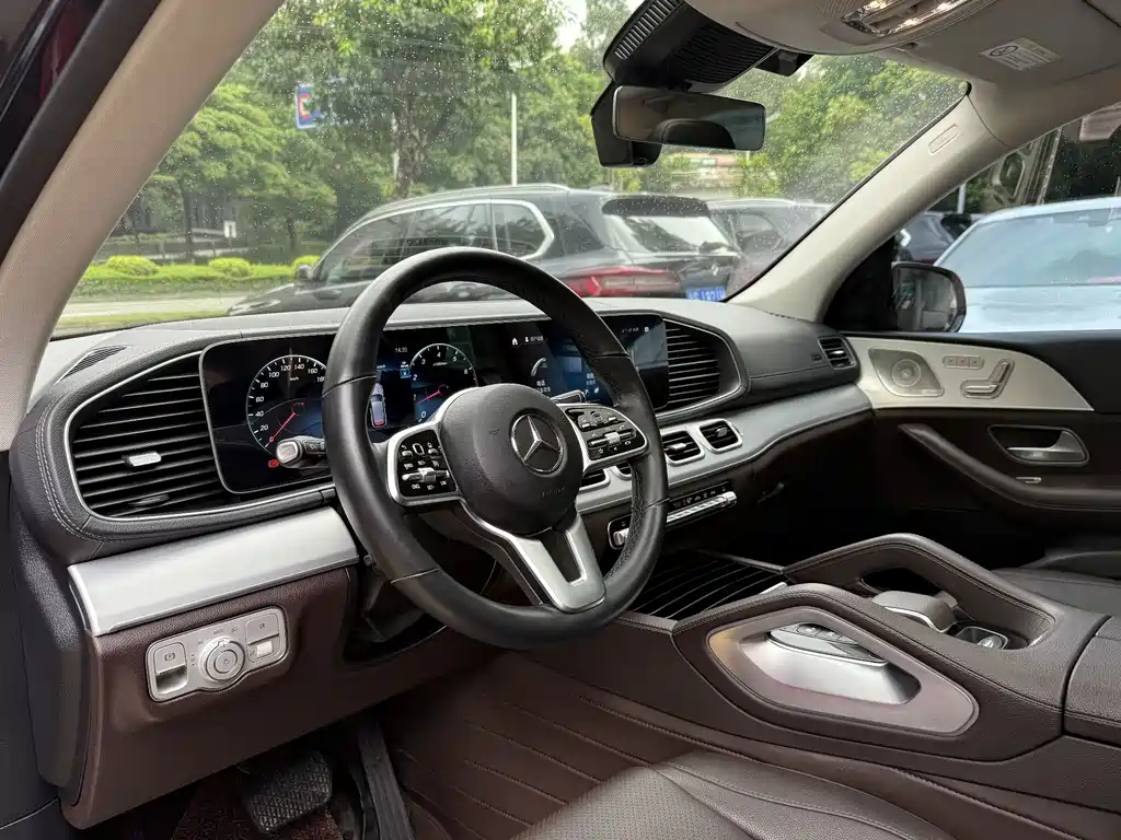 Mercedes-Benz GLE 2023 — фото 13