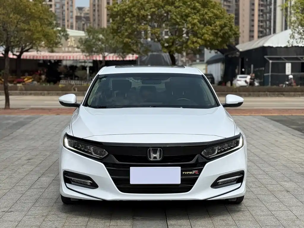 Honda Accord 2019 — фото 2