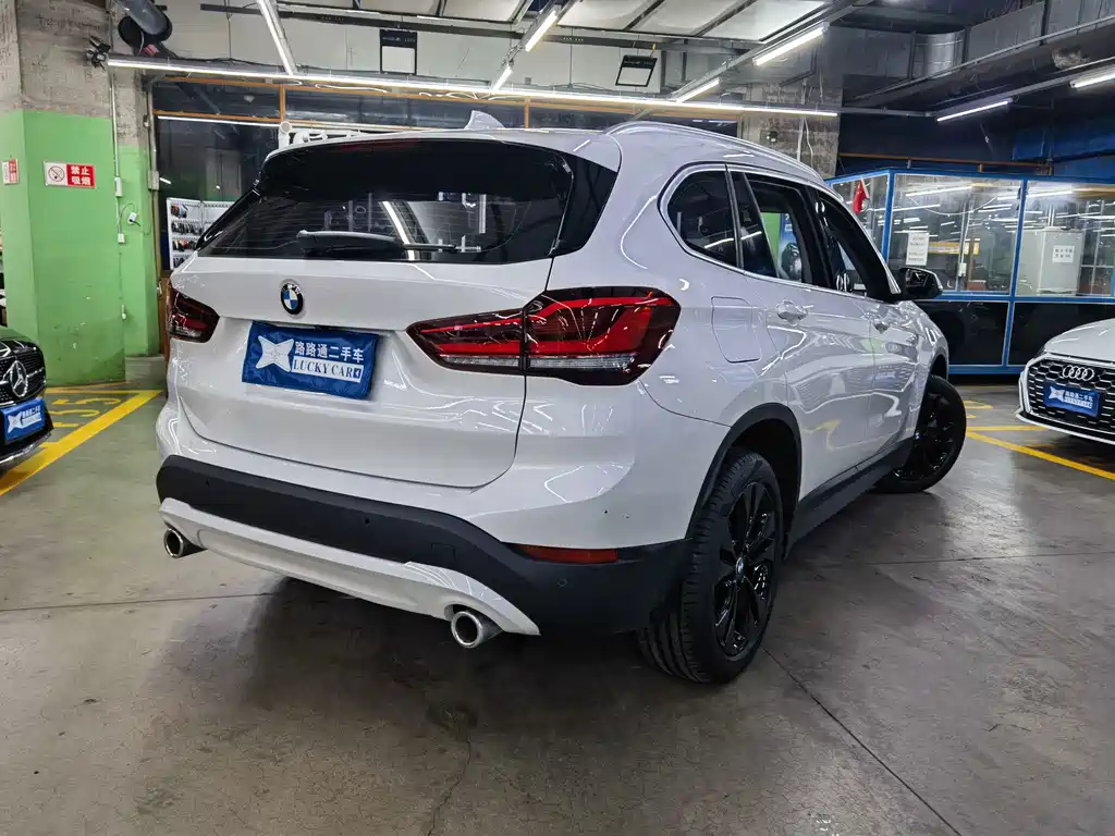 BMW X1 2020 — фото 4