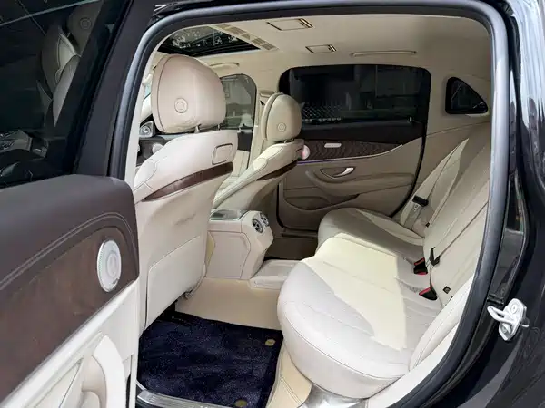 Mercedes-Benz E-Class 2017
