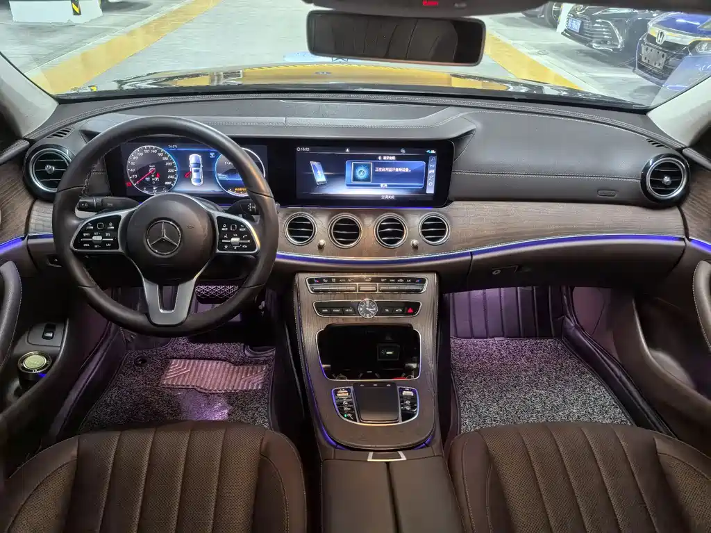Mercedes-Benz E-Class 2020 — фото 9
