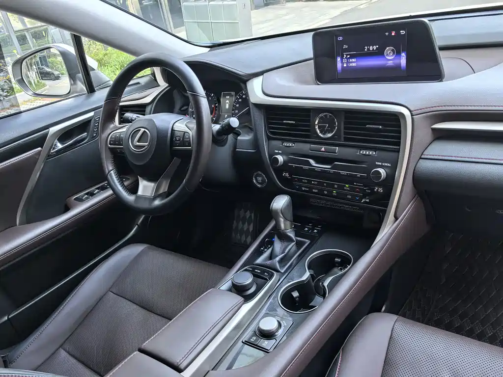 Lexus RX 2019 — фото 14